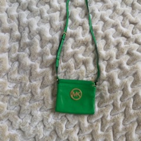 Michael Kors Handbags - Michael Kors Kelly Green Crossbody purse, handbag. Excellent Condition